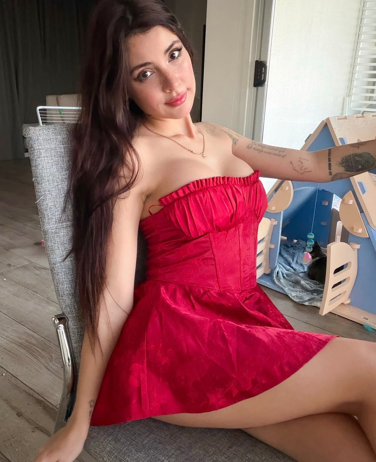 Avşar İlgi Dolu Kadın Bayan Escort Melis