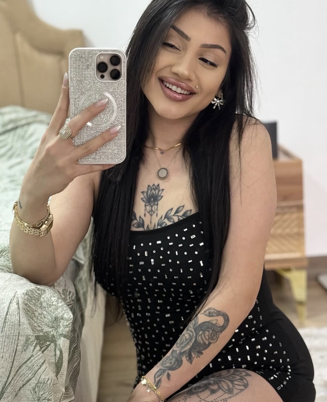 Çivril Masöz Escort Bayan Gülay