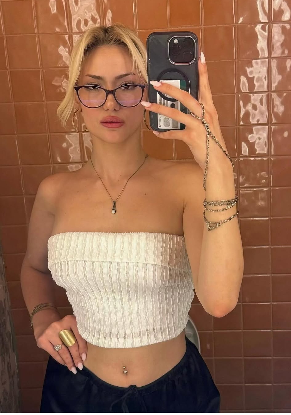 Karaali Tatlı Dilli Bayan Escort Duygu