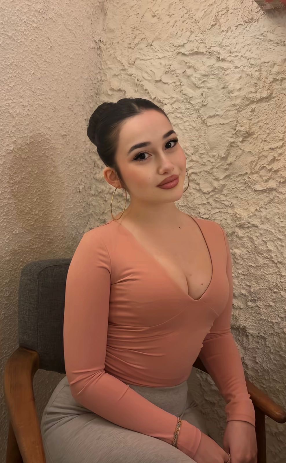 Üçpınar Dul Escort Bayan Vildan